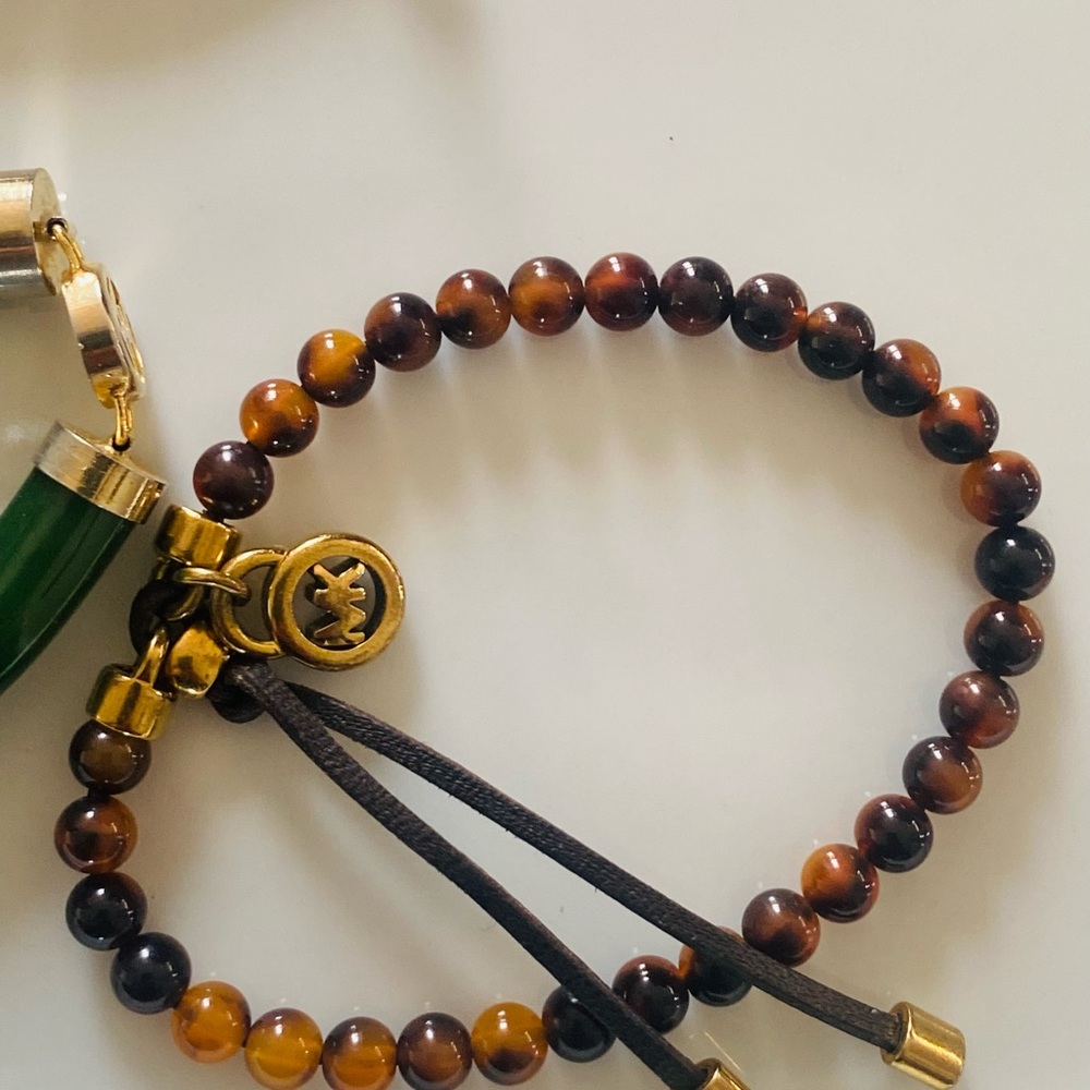Mixed Jewelry Moment - Picture 10 of 12